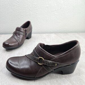 Clarks Ankle Boots Sz 7 Brown Leather Low Heel Preppy Comfort Work Shoe Boots